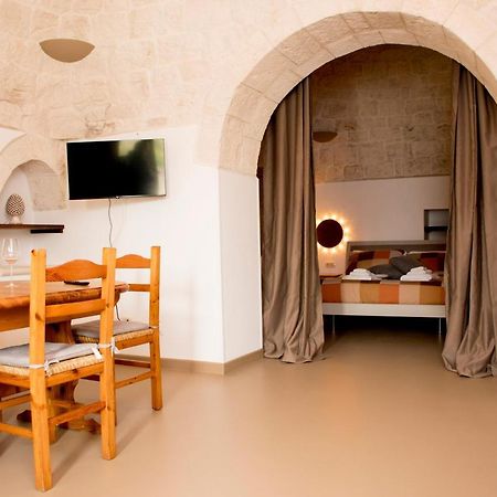 Pavi Trulli E Suites Locorotondo Exterior photo