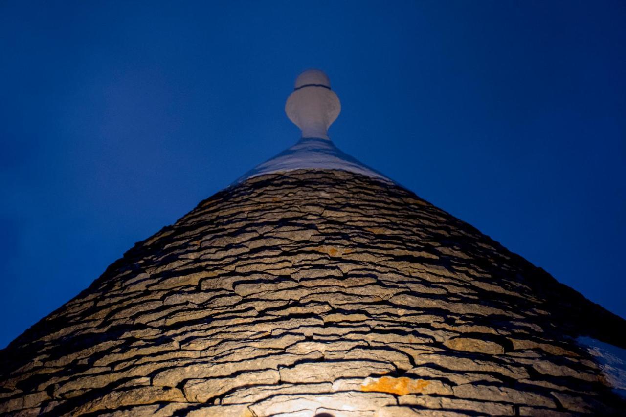Pavi Trulli E Suites Locorotondo Exterior photo