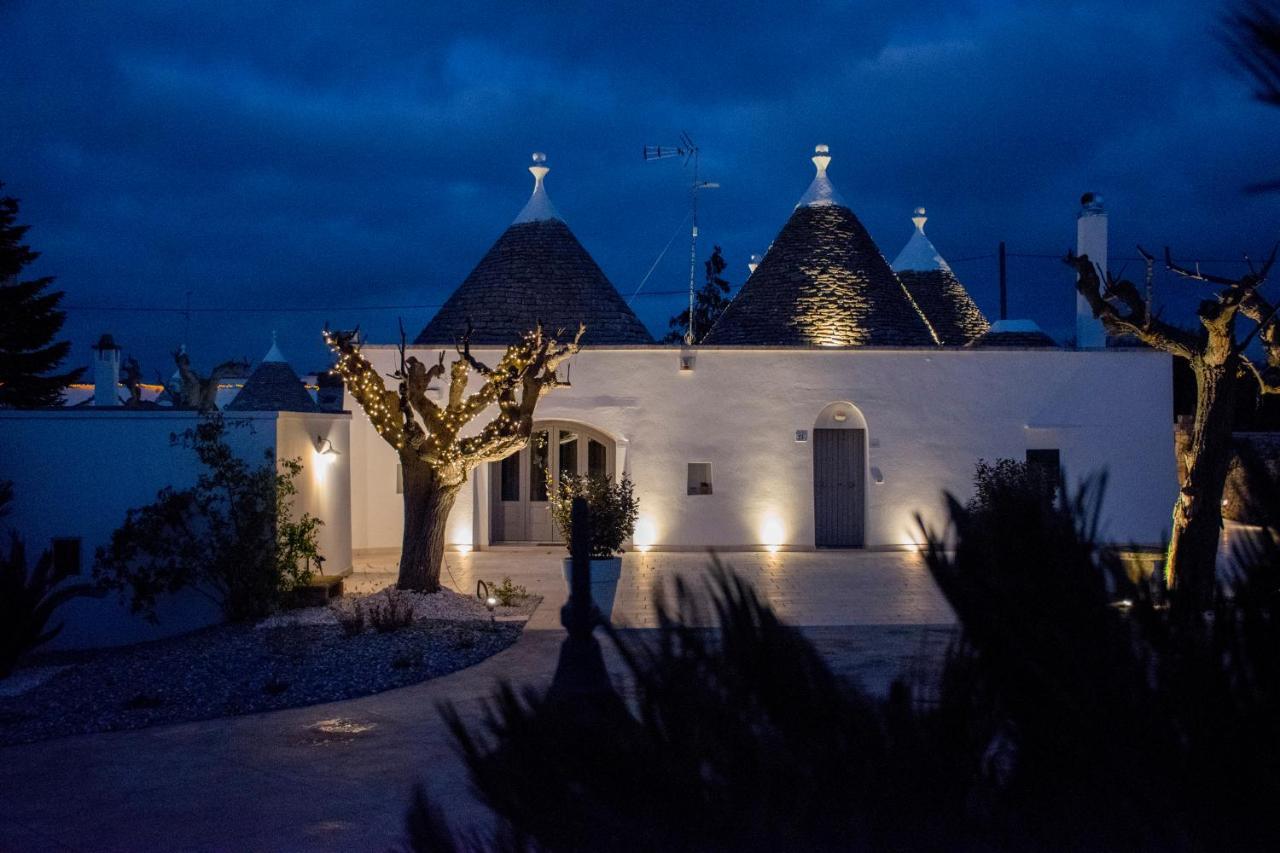 Pavi Trulli E Suites Locorotondo Exterior photo